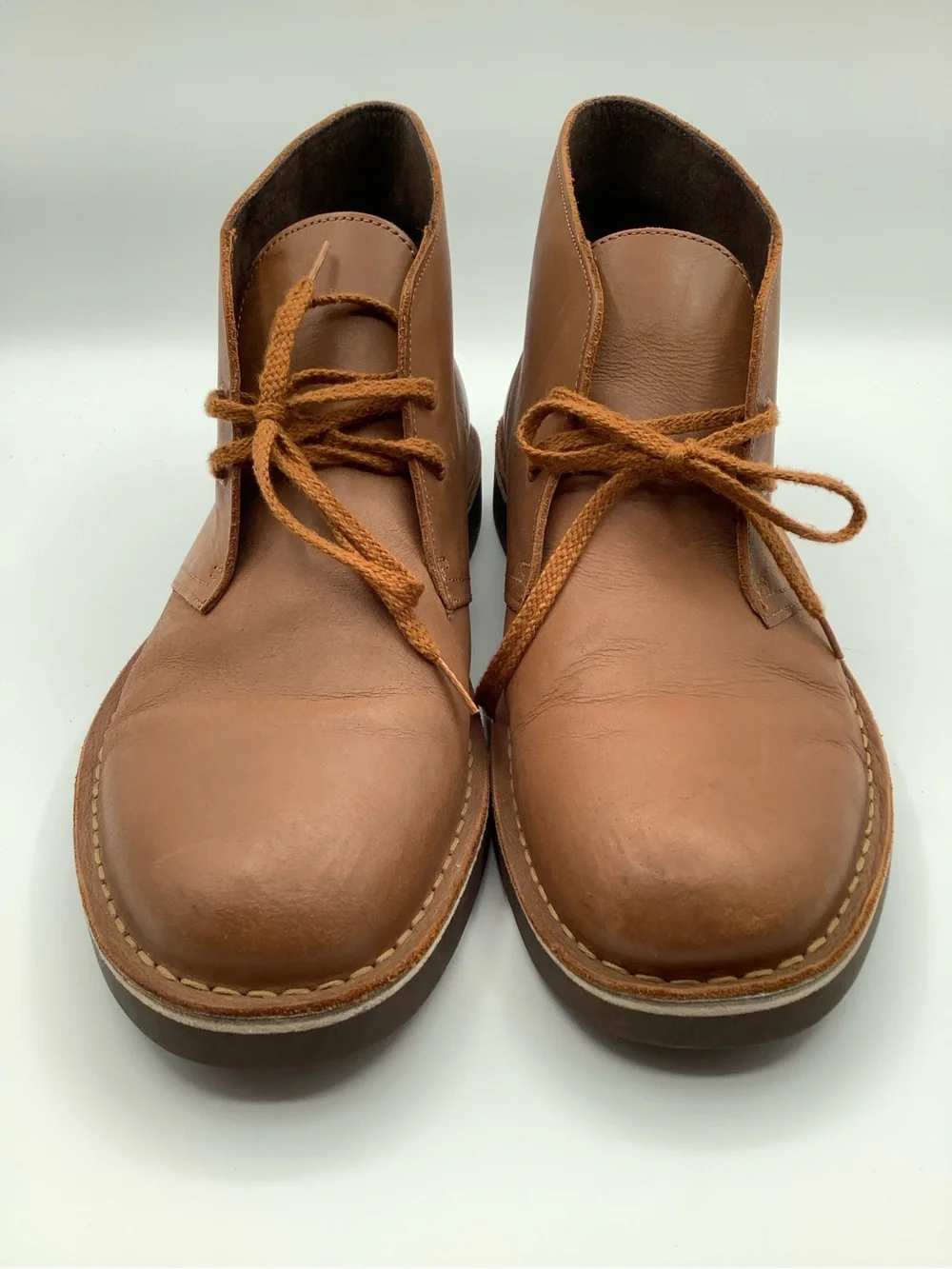 Clarks Men's Tan Leather Chukka Boots